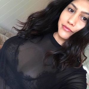 Meet your Posher, Sonia